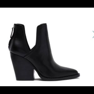 Never been worn black booties